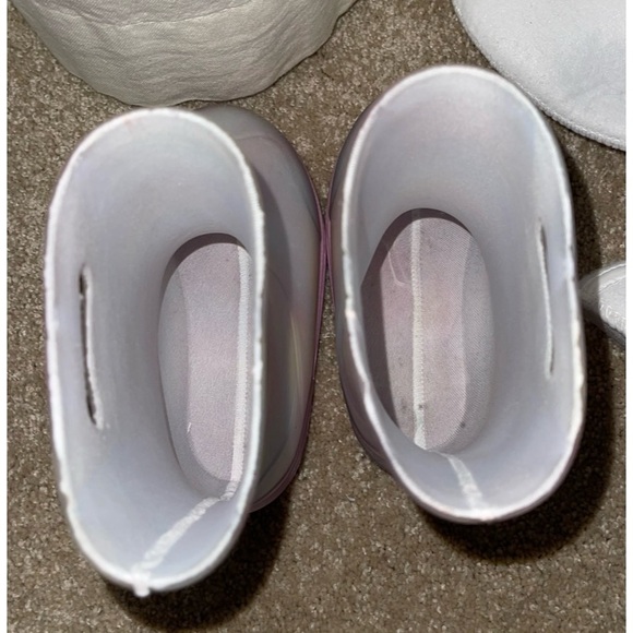 🌸✨Stride Rite 360 Toddler Rainbow Gecko Rain Boot with Cozy Removable Lining - Picture 4 of 14